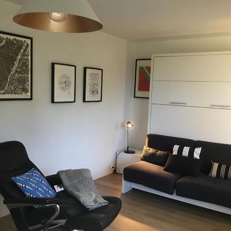 Au Balcon Fleuri Apartment Anglet Exterior photo